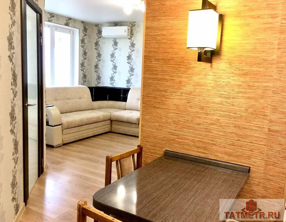 Сдается уютная 1-комнатная квартира студия в новом доме, расположенном в оживленном и красивом районе города Казани....