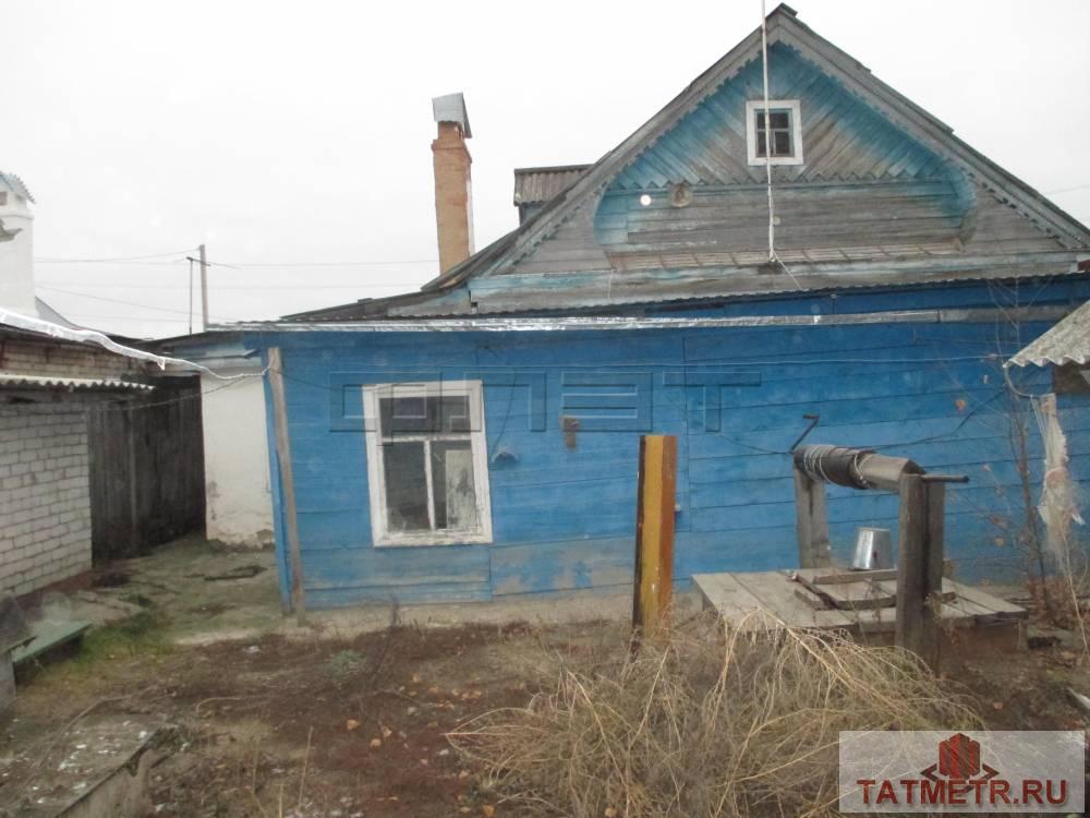 Продается по цене ниже рыночной! Старый дом с большим ровным участком площадью 8 соток в черте города в Приволжском... - 2
