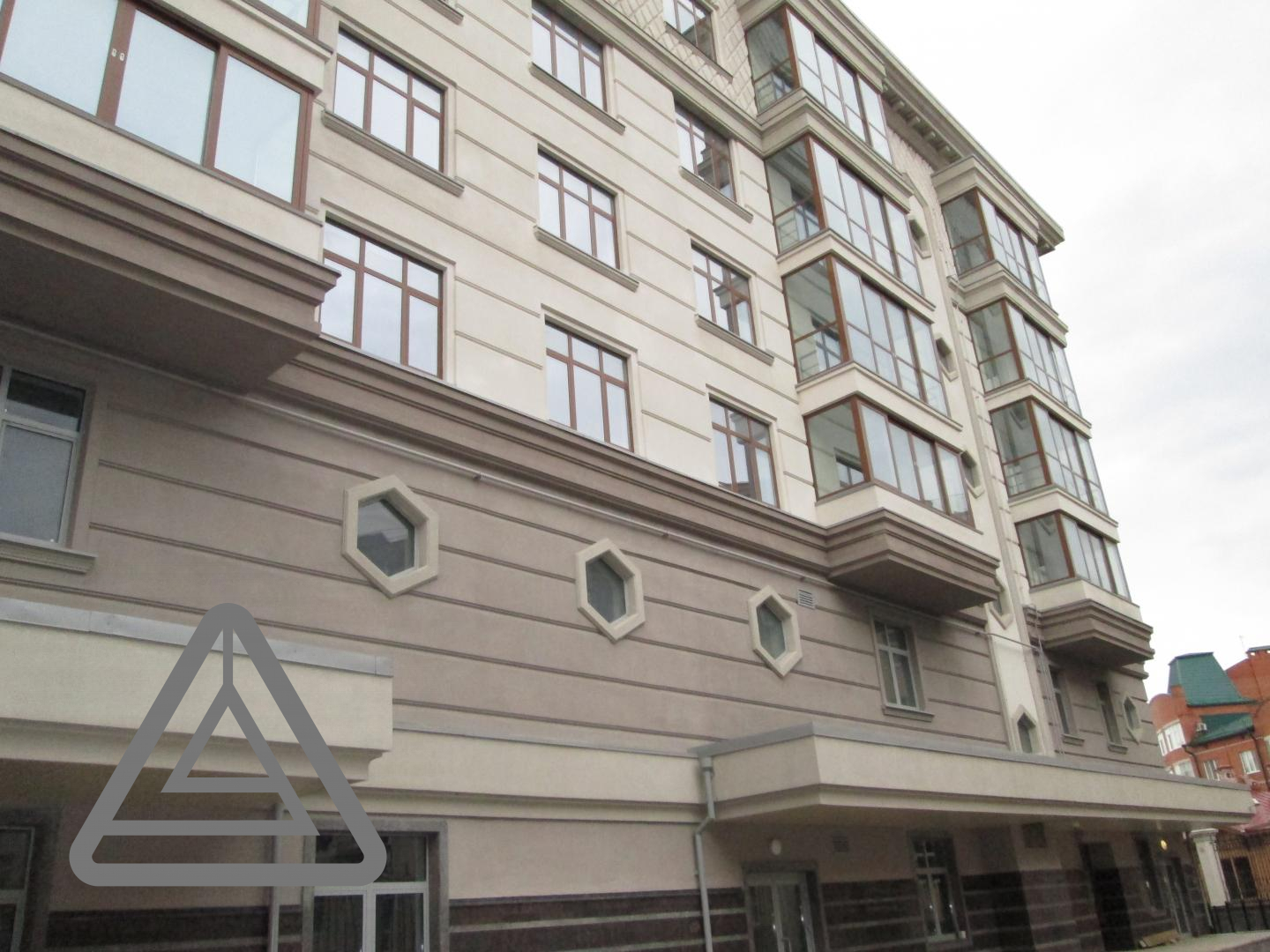 Продается помещение свободного назначения, расположенное на 2-м этаже здания элитного ЖК «Падишах» по адресу ул....
