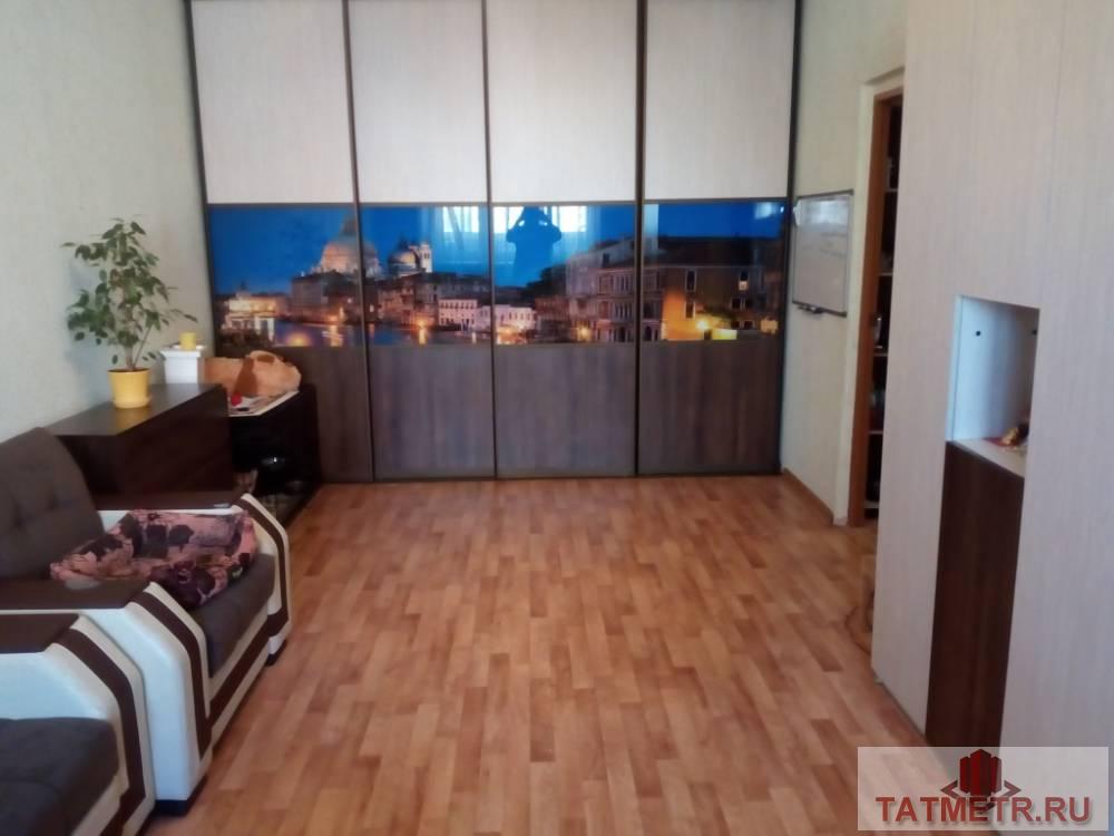 Продается отличная квартира в городе Зеленодольск,которая расположена в новом доме 2011 года постройки.В квартире...
