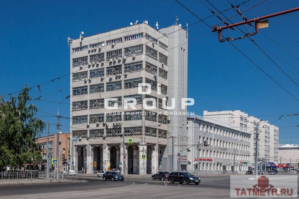 Продается здание в центре города Казань. Объект можно рассмотреть, как готовый арендный бизнес, гостиницу, размещение...