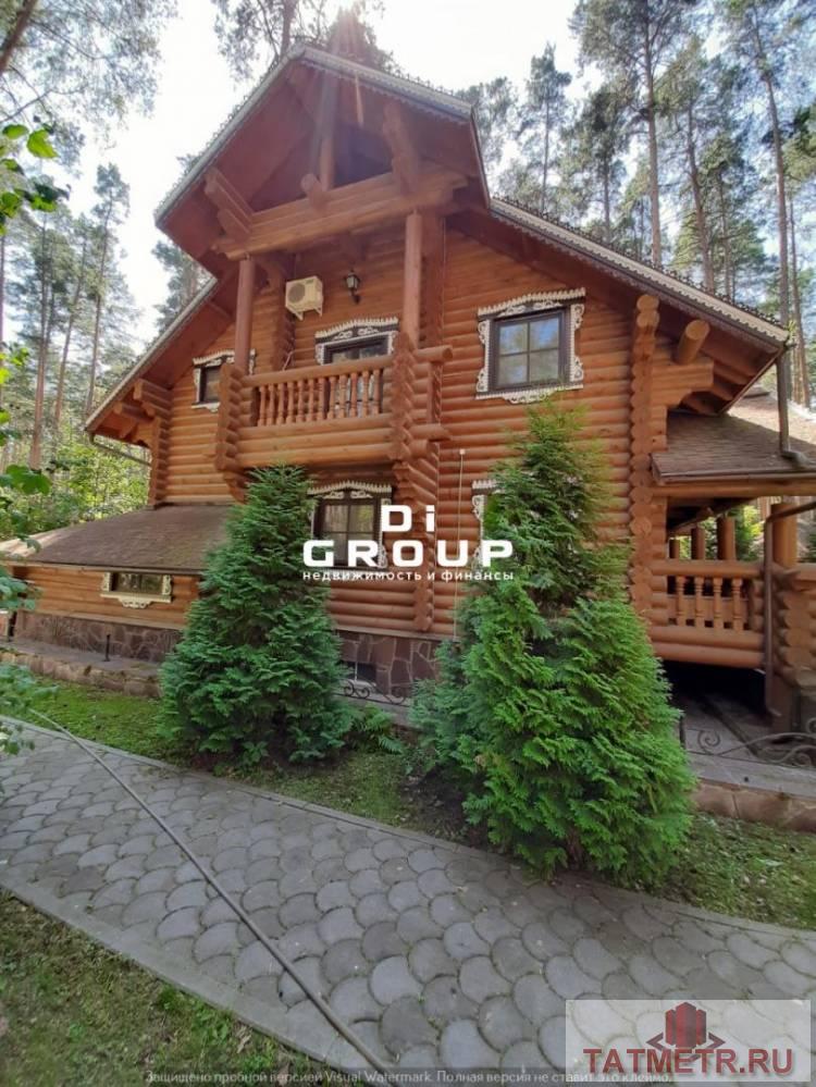 Продается шикарный дом в Зеленом Бору. — сосновый лес, рядом Волга; — площадь 360 кв.м., земельный участок 25 соток в...