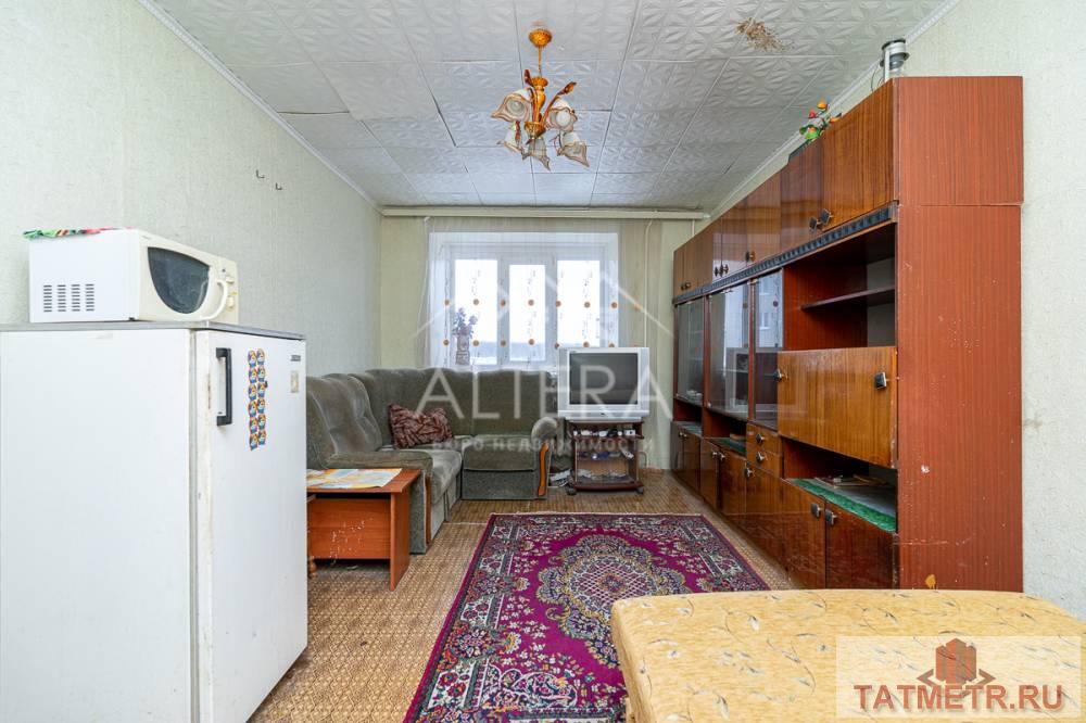 Продается просторная светлая комната в Дербышках по улице Солидарности, 21 на 8 этаже 9-этажного кирпичного дома в... - 2
