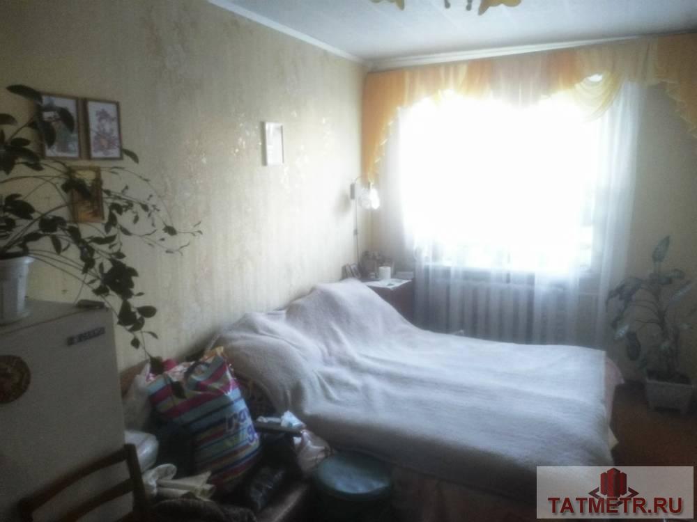 Продается двухкомнатная квартира в г. Зеленодольск. Квартира большая, светлая, Все комнаты раздельные, не проходные.... - 1