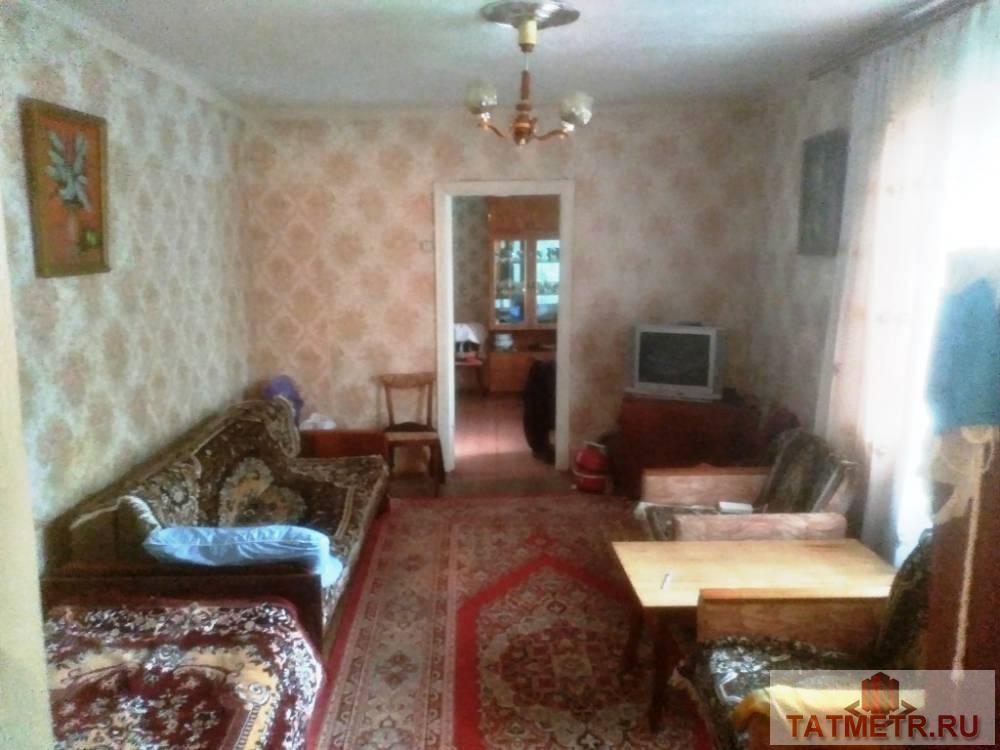 ПРОДАЕТСЯ хороший дом в живописном месте в г. Зеленодольск.  В доме имеются две комнат, кухня, санузел совмещен. Все...