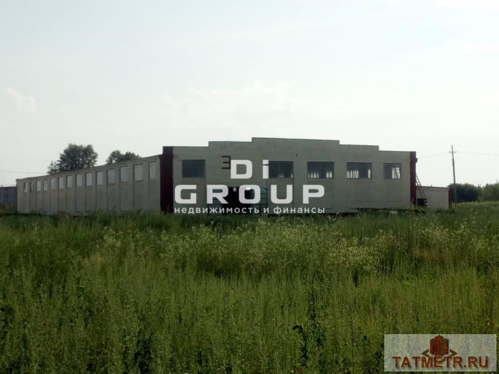 Сдается неотапливаемое помещение площадью 3240 кв м, расположенное та территории охраняемой базы в поселке Васильево...