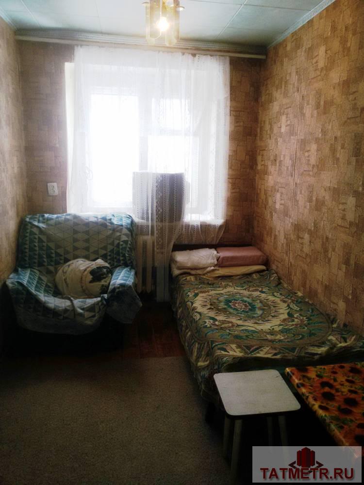 Сдается комната в коммунальной квартире в центре г. Зеленодольск. В квартире имеется всё необходимое: кровать,...