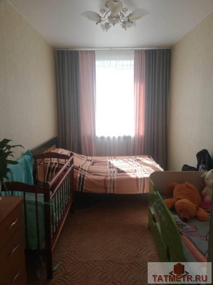 Продается трехкомнатная квартира в центре города Зеленодольск. Окна пластиковые, потолки натяжные, полы выровнены и... - 2