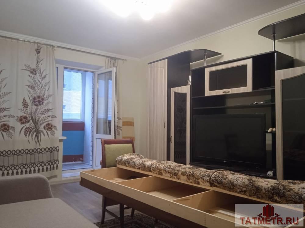 Сдается отличная квартира в г. Зеленодольске. В квартире сделан хороший ремонт, Стеклопакеты, на кухне: стол, стулья,... - 1