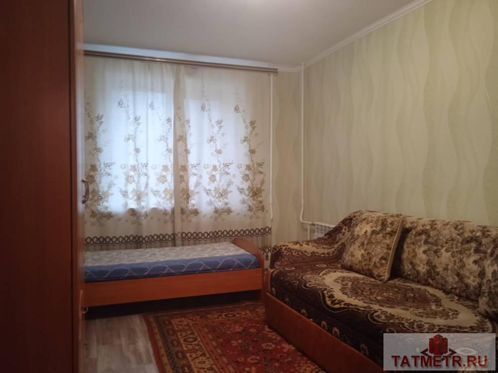 Сдается отличная квартира в г. Зеленодольске. В квартире сделан хороший ремонт, Стеклопакеты, на кухне: стол, стулья,... - 2