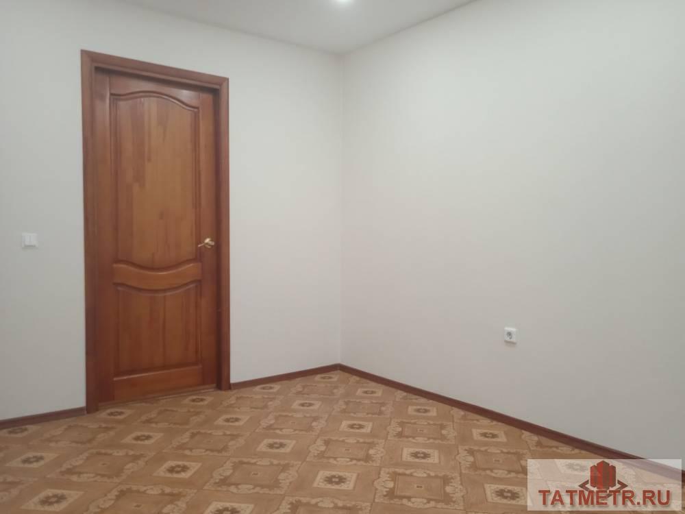 Продается отличная двухкомнатная квартира с хорошим ремонтом в новом доме г. Зеленодольск. В квартире натяжные... - 1
