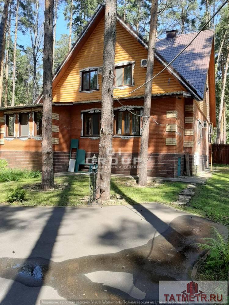 Продается шикарный дом в Зеленом Бору. — сосновый лес, рядом Волга; — площадь 270 кв.м., земельный участок 15 соток в...