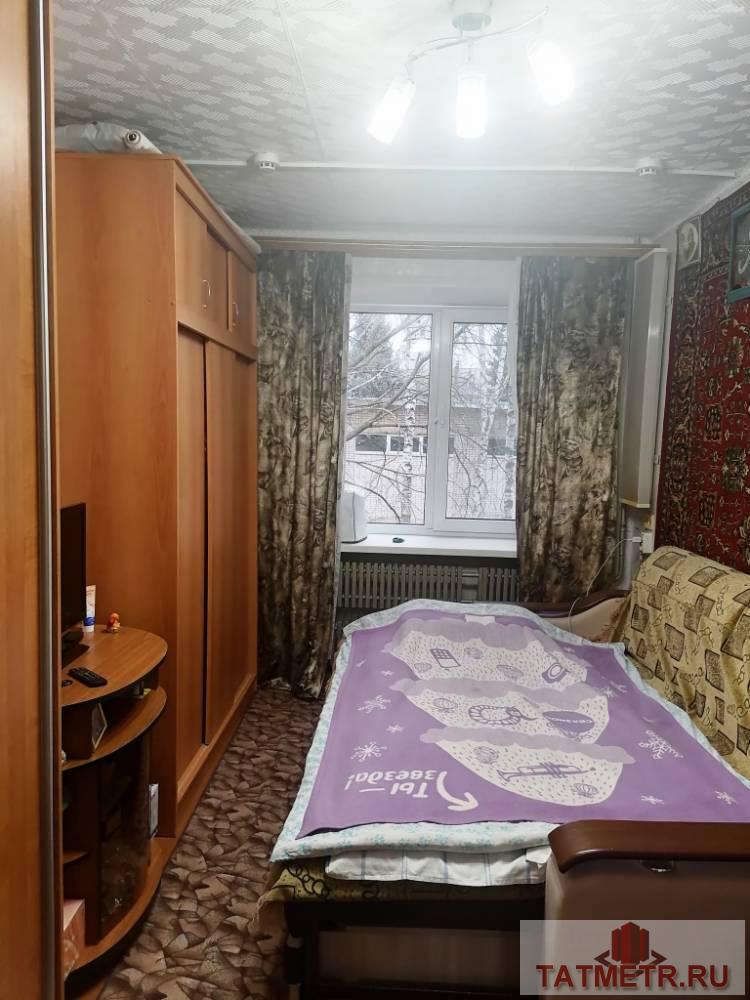  Продается четырехкомнатная квартира в г. Зеленодольск. Квартира большая, светлая, очень уютная. Все комнаты... - 3