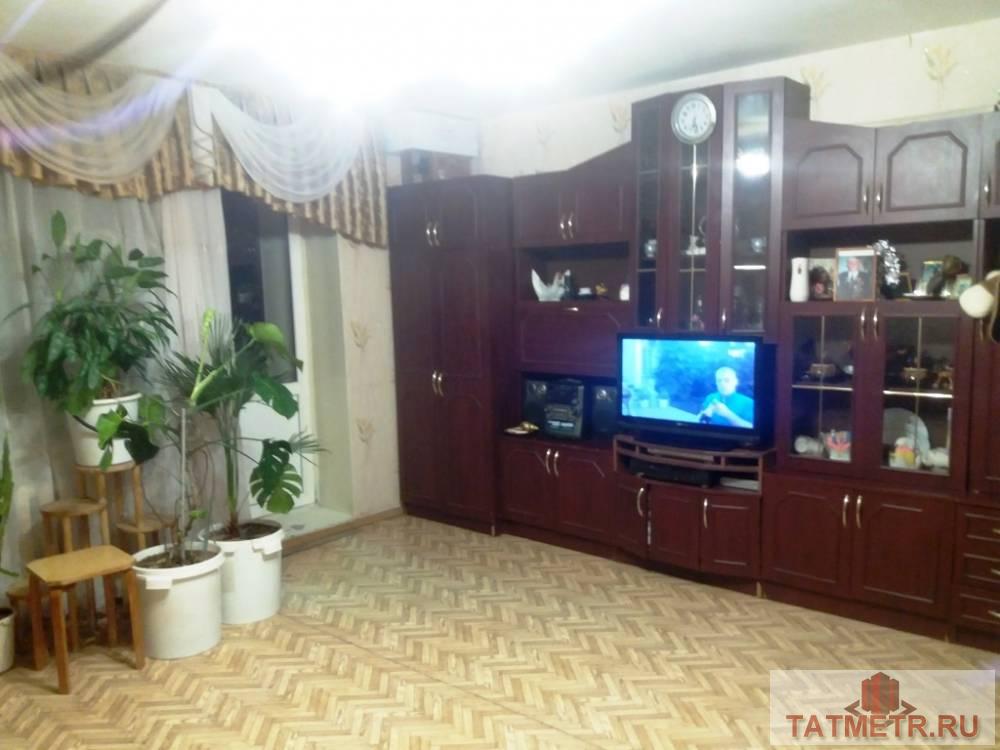 Продается просторная двухкомнатная  квартира 68 кв.м в кирпичном доме с индивидуальным отоплением в г. Зеленодольск.... - 1