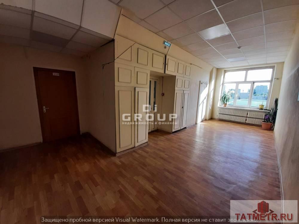 Продам помещение в отдельно стоящее 3-х этажном здании в Ново-Савиновском районе. — первая линия, второй этаж,; —... - 3