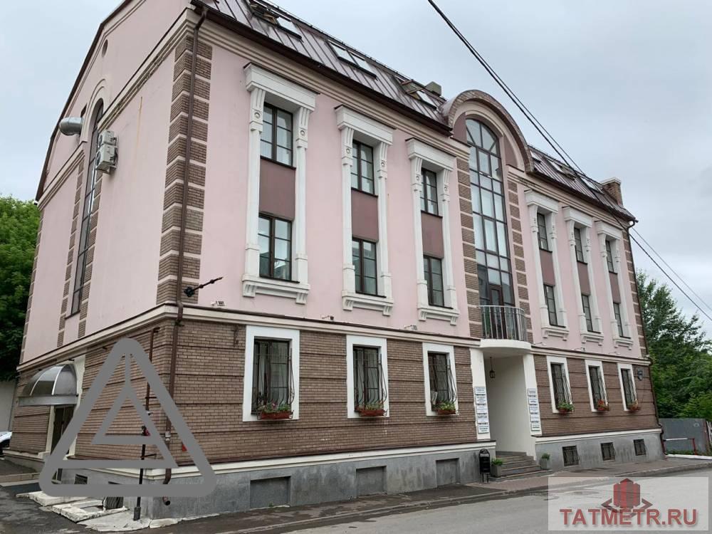 Сдается офисное помещение в БЦ на ул. Некрасова, 24. (4 этаж)  В отличном состоянии.  В помещении: — Телефон —... - 8