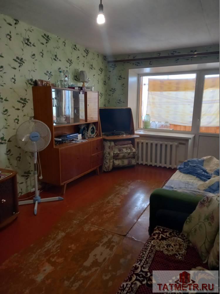 Продается хорощая квартира в г. Зеленродольск. Квартира светлая, чистая, окна стеклопакет, выходят на солнечную...