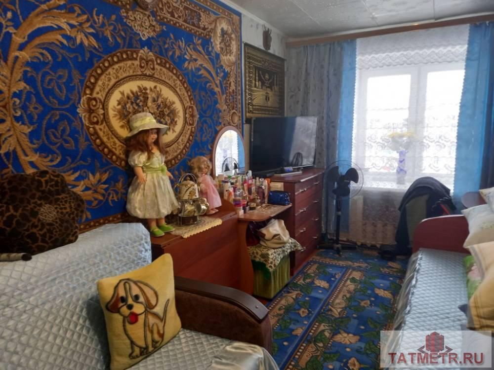 Продается отличная квартира в г. Зеленодольск. Квартира чистая, уютная, теплая, с раздельными комнатами. Окна... - 4
