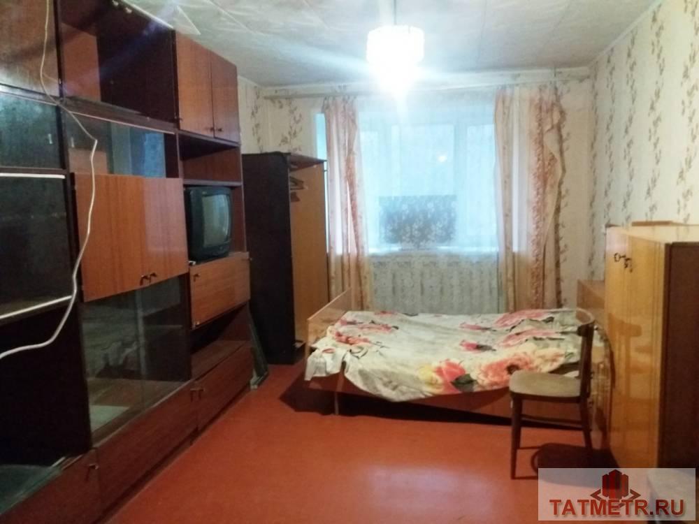 Хорошая, просторная квартира в мкр. Мирный, г. Зеленодольск. В квартире есть вся необходимая мебель и техника:...