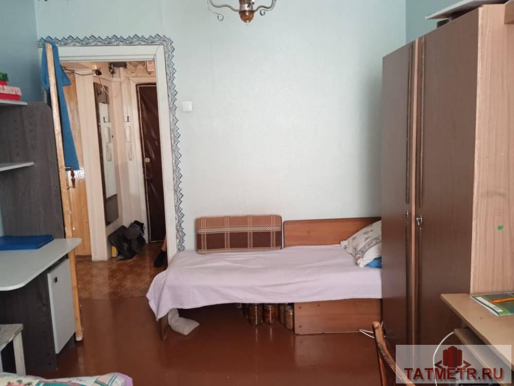 Продается двухкомнатная квартира в г. Зеленодольск. Квартира чистая, уютная, теплая, с раздельными комнатами. Имеется... - 1