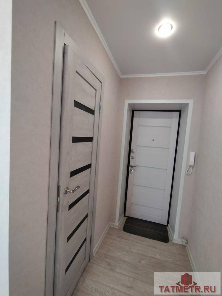 Продается отличная квартира в центре города Зеленодольск. Квартира чистая, уютная, светлая, с ремонтом: окна... - 2