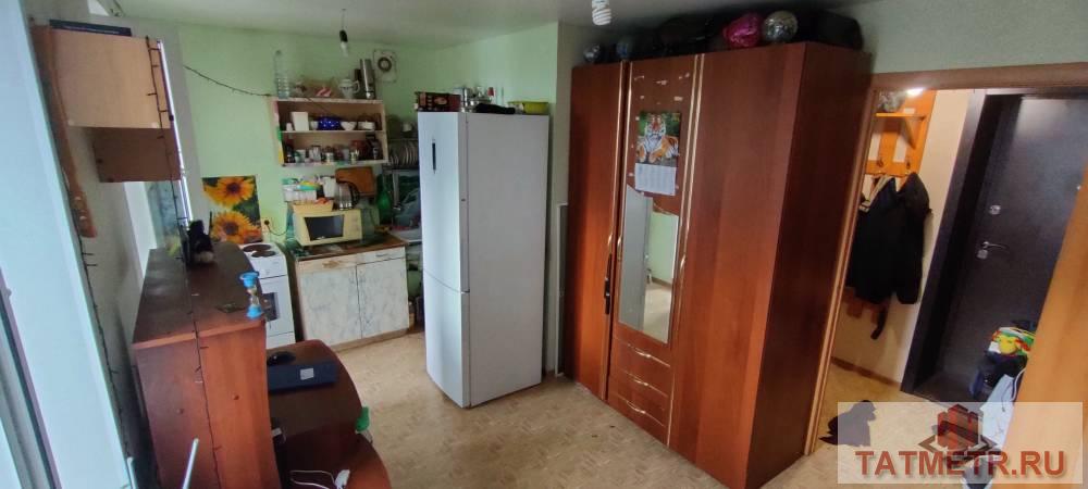 Продается отличная квартира студия в городе Зеленодольск. Квартира чистая, уютная, светлая, с ремонтом: окна... - 1
