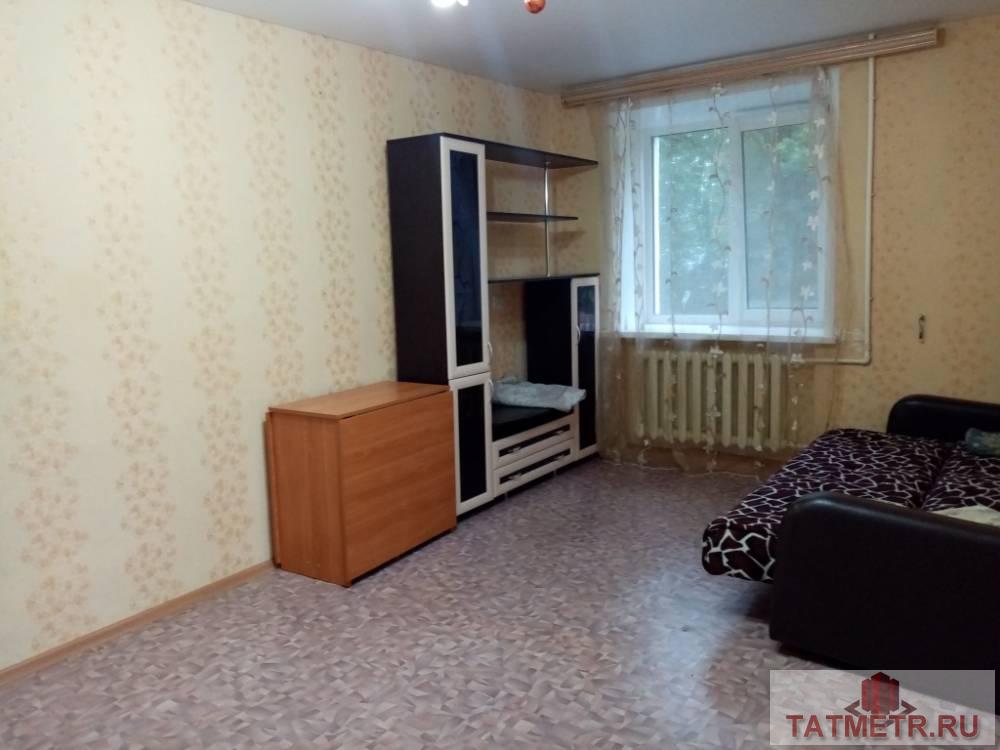 Продаётся однокомнатная квартира в г. Зеленодольск. Квартира в хорошем состоянии. На полу линолеум, на окна... - 1