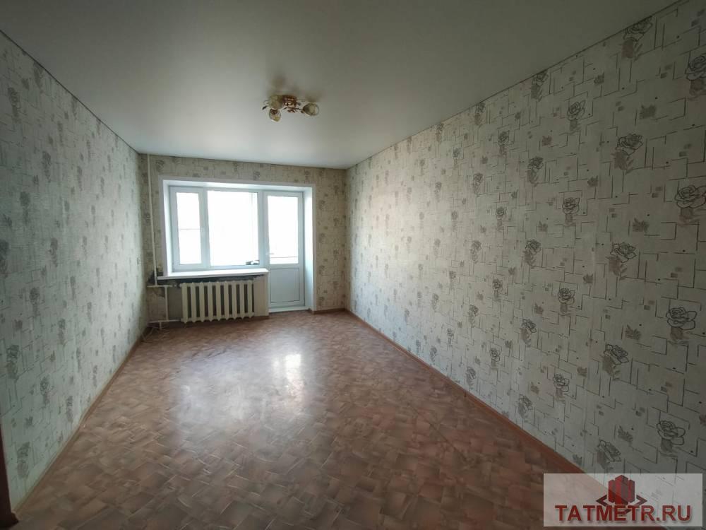 Продается отличная квартира в центре города Зеленодольск. Квартира светлая, чистая, окна стеклопакет, застекленный...