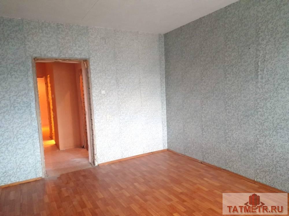 Продается трехкомнатная квартира улучшенной планировки в г. Зеленодольск. Комнаты квадратной формы с большими окнами.... - 4