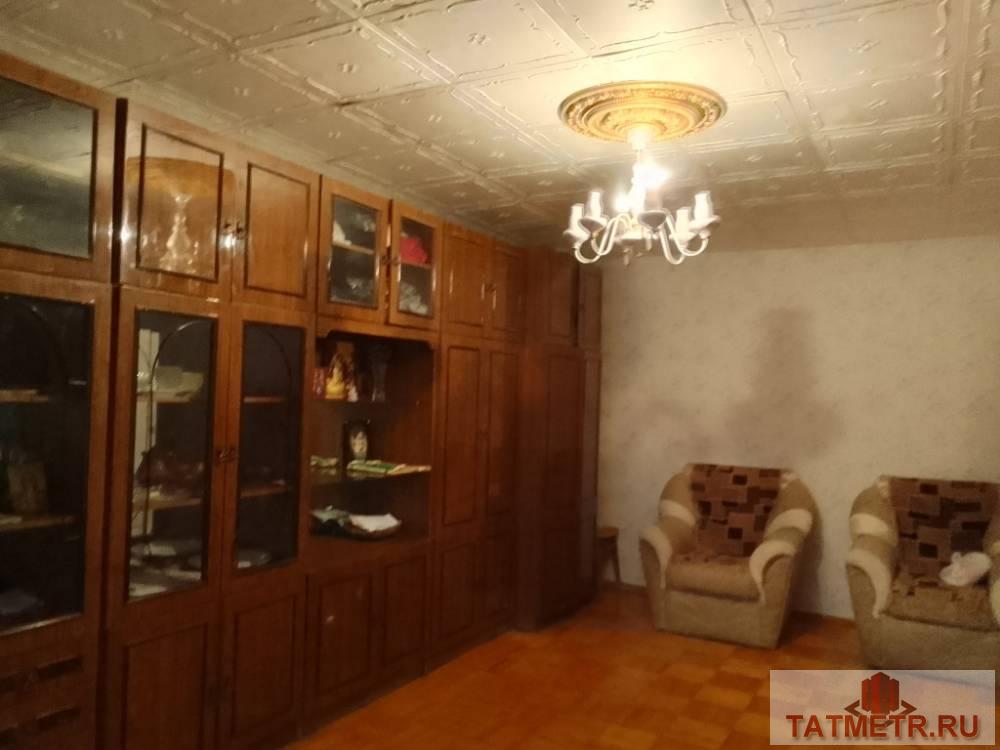 Продается хорошая  2-х комнатная квартира улучшенной планировки г. Зеленодольск. Квартира большая 64 кв.м., светлая,... - 1