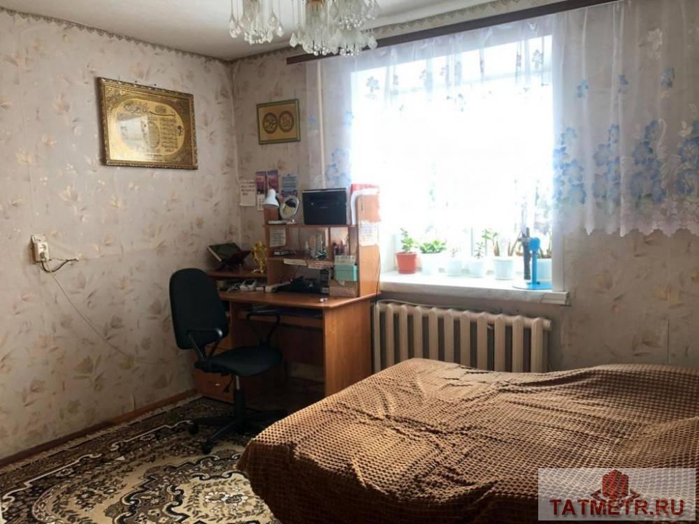 Продается трехкомнатная квартира ленинградского проекта в г. Зеленодольск. Квартира расположена на среднем этаже... - 2