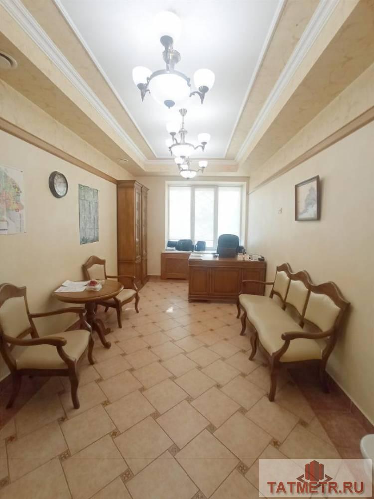 Продается помещение свободного назначения в центре Казани, отдельный вход с первой линии , классическая кабинетная... - 28