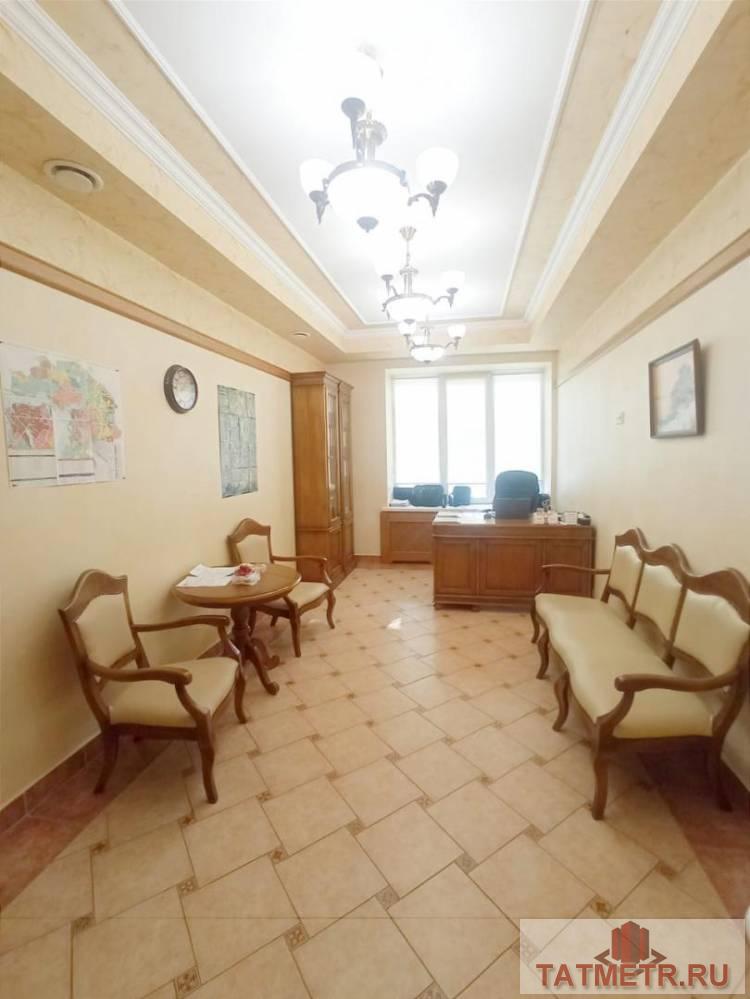 Продается помещение свободного назначения в центре Казани, отдельный вход с первой линии , классическая кабинетная... - 36