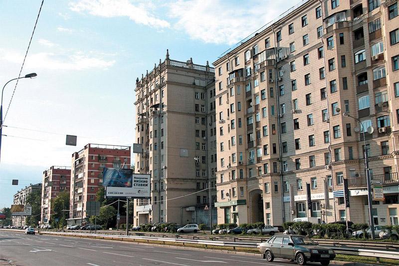 Стоит ли сейчас покупать вторичные квартиры в Москве?