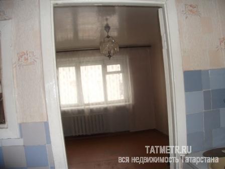 Комната в г. Зеленодольск, в хорошем состоянии, имеется в комнате туалет, раковина, имеется место под душ, в подъезде...