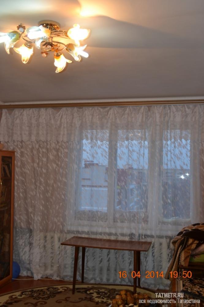 Продаётся отличная квартира в хорошем состоянии в г. Волжск. Комнаты раздельные, имеется балкон, санузел раздельный,... - 2