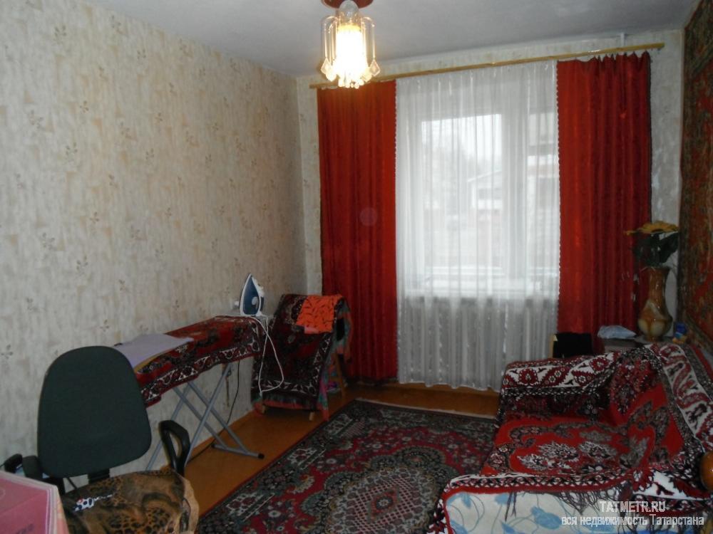 Отличная, просторная трехкомнатная квартира в самом центре г. Зеленодольск. Квартира в хорошем состоянии, теплая,... - 3
