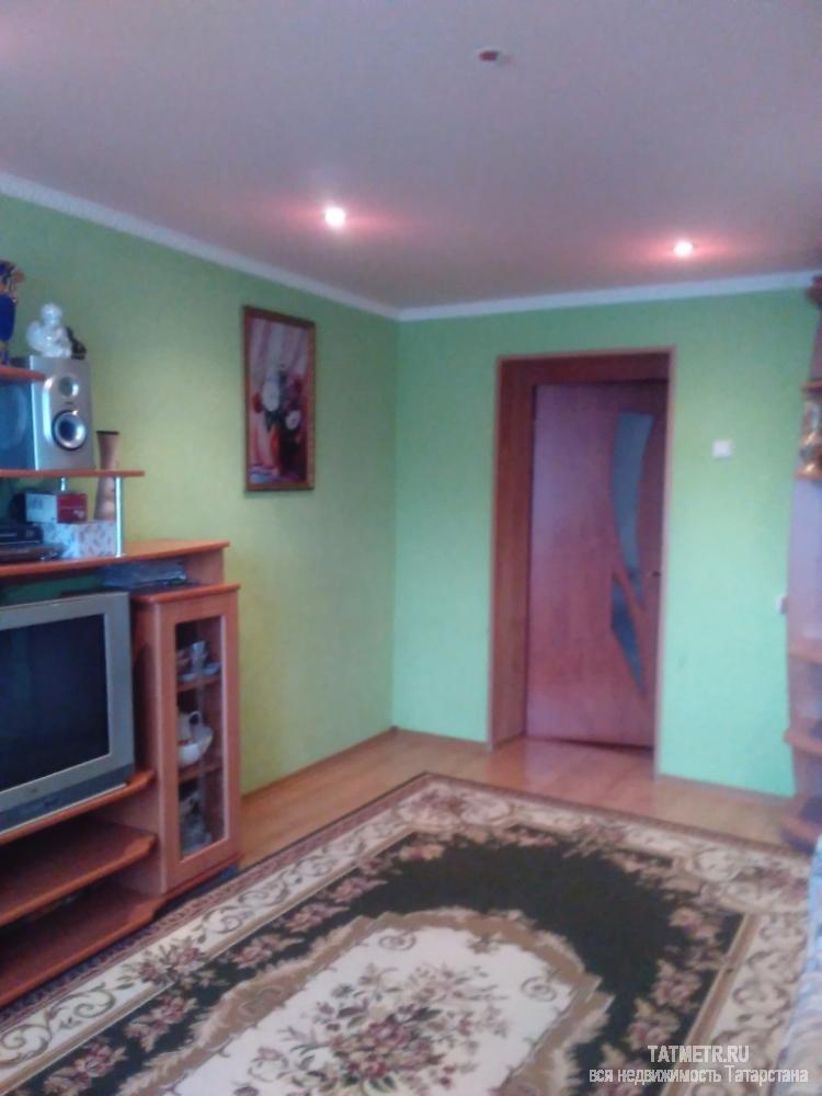 Отличная двухкомнатная квартира в г. Зеленодольск. Просторная, светлая, теплая квартира с раздельными комнатами; на... - 1