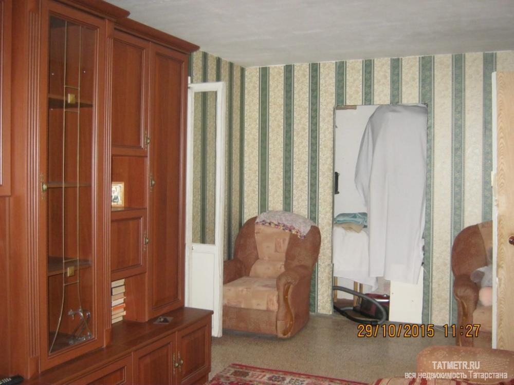 Хорошая квартира в центре мкр. Мирный, г. Зеленодольска. Квартира светлая, солнечная, уютная, в комнате имеется... - 1