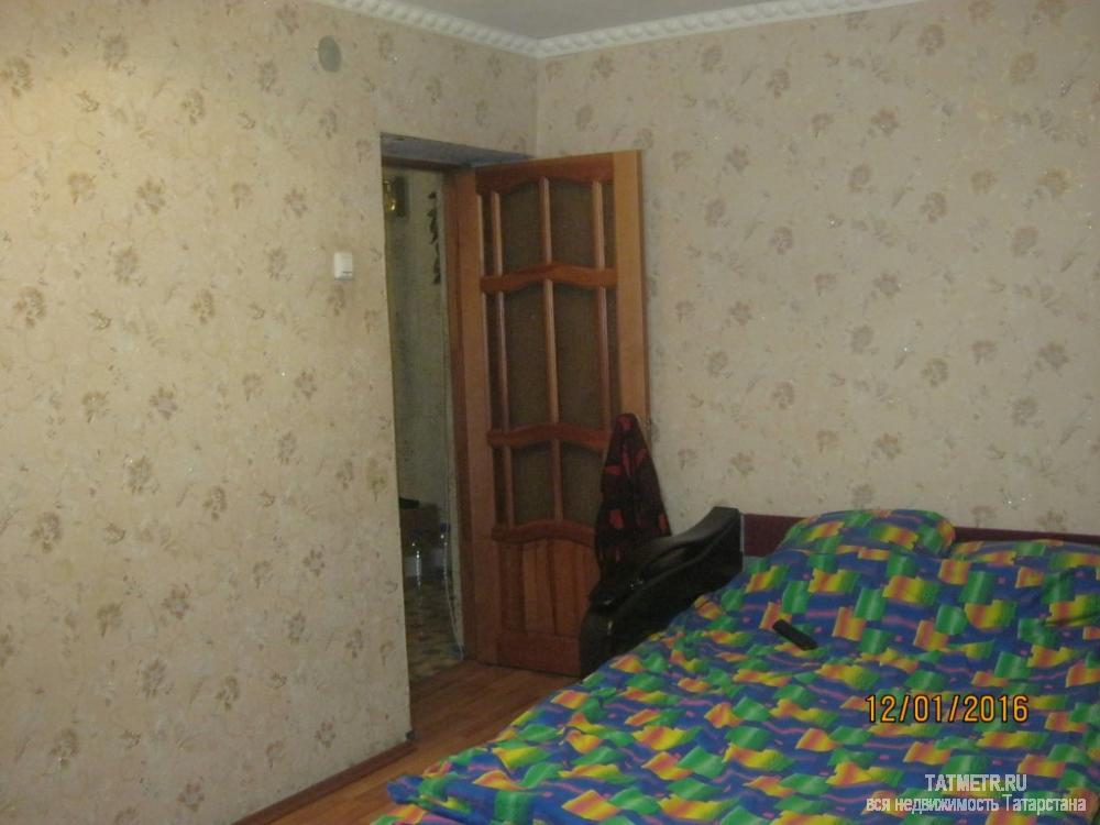Отличная, просторная, светлая квартира в г. Зеленодольск, мкр. Мирный. Комнаты раздельные, очень большая кухня и... - 2