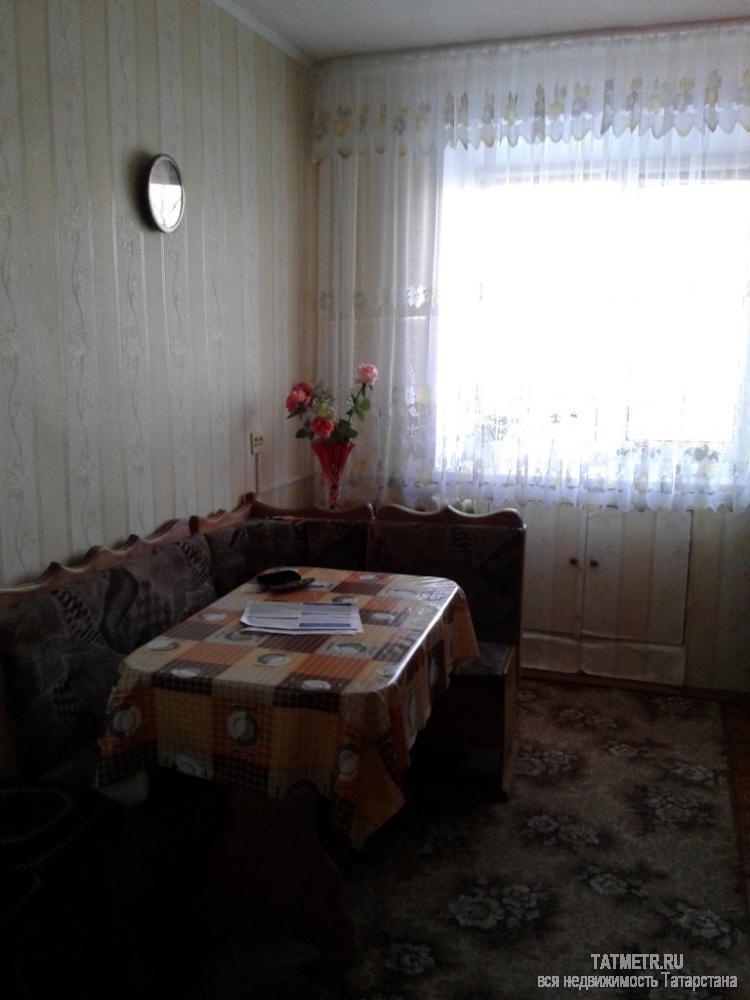 Замечательная квартира в г. Зеленодольск, мкр. Мирный. Квартира в отличном состоянии. Окна выходят на две стороны... - 11