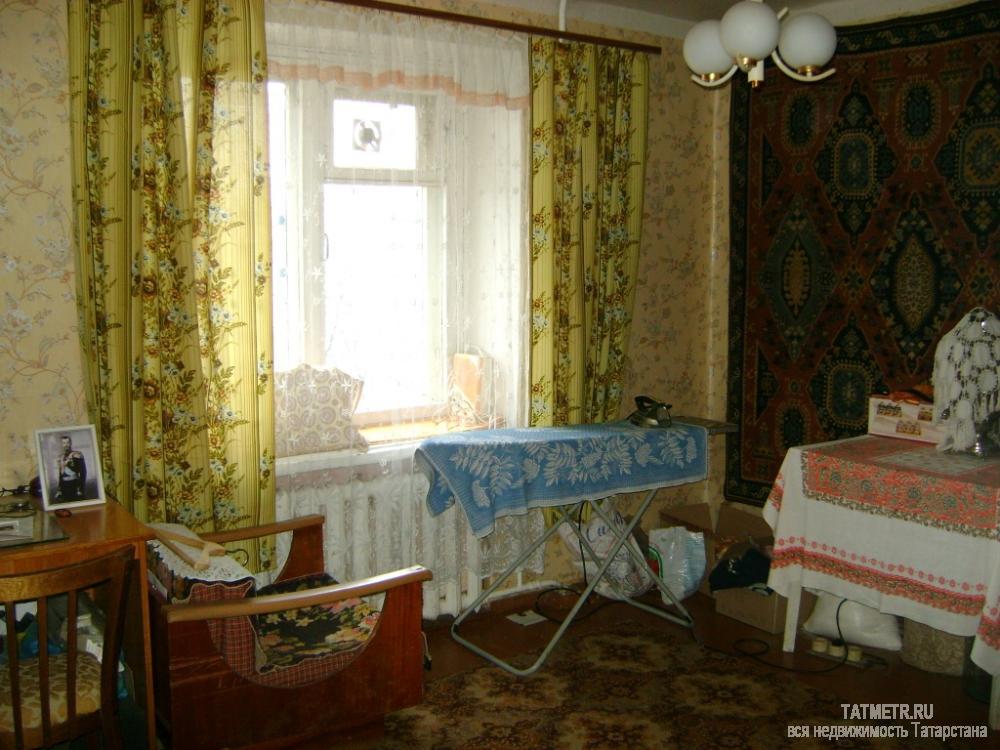 Светлая квартира с хорошей планировкой в городе Зеленодольске. Зал 15,4 кв.м., спальни по 12 и 8 кв.м., кухня 7,7... - 2
