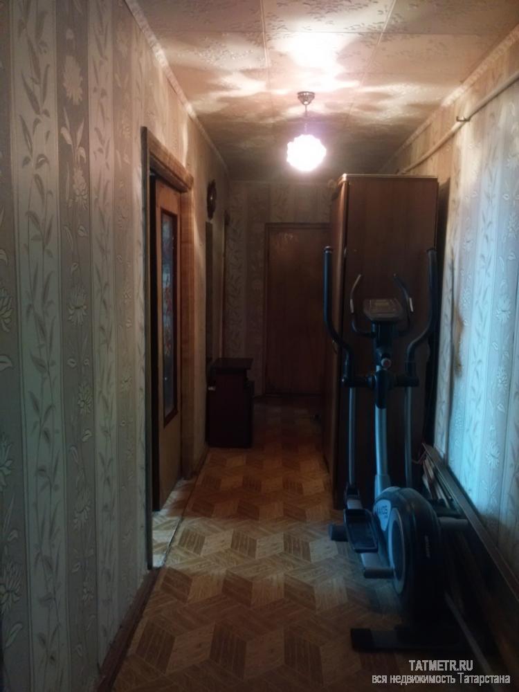 Хорошая трехкомнатная квартира в г. Зеленодольск. Комнаты просторные, светлые. Кухня большая. С/у раздельный, в... - 6