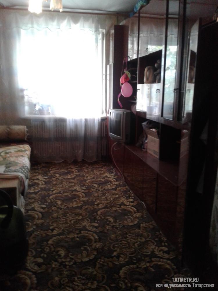 Отличная комната в центре г. Зеленодольск. Просторная и светлая. Санузел на 4 семьи. Места общего пользования чистые,...