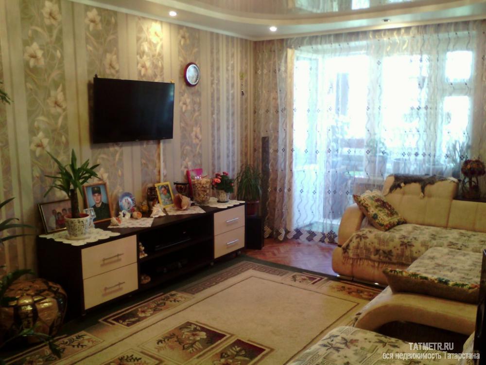 Отличная квартира в пгт. Василево. Квартира с хорошей планировкой, комнаты на разные стороны дома. В квартире сделан...