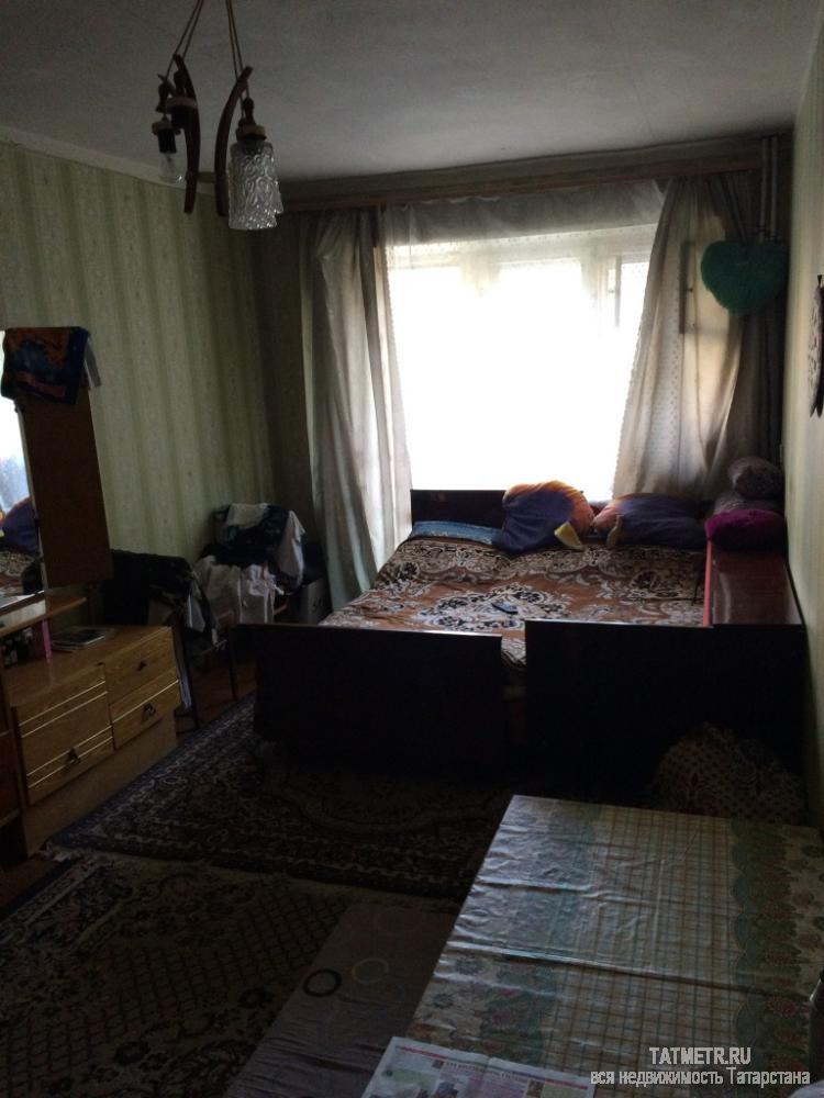 Хорошая двухкомнатая квартира в г. Зеленодольск. Комнаты уютные, раздельные. С/у совмещён. Дом после капитального...