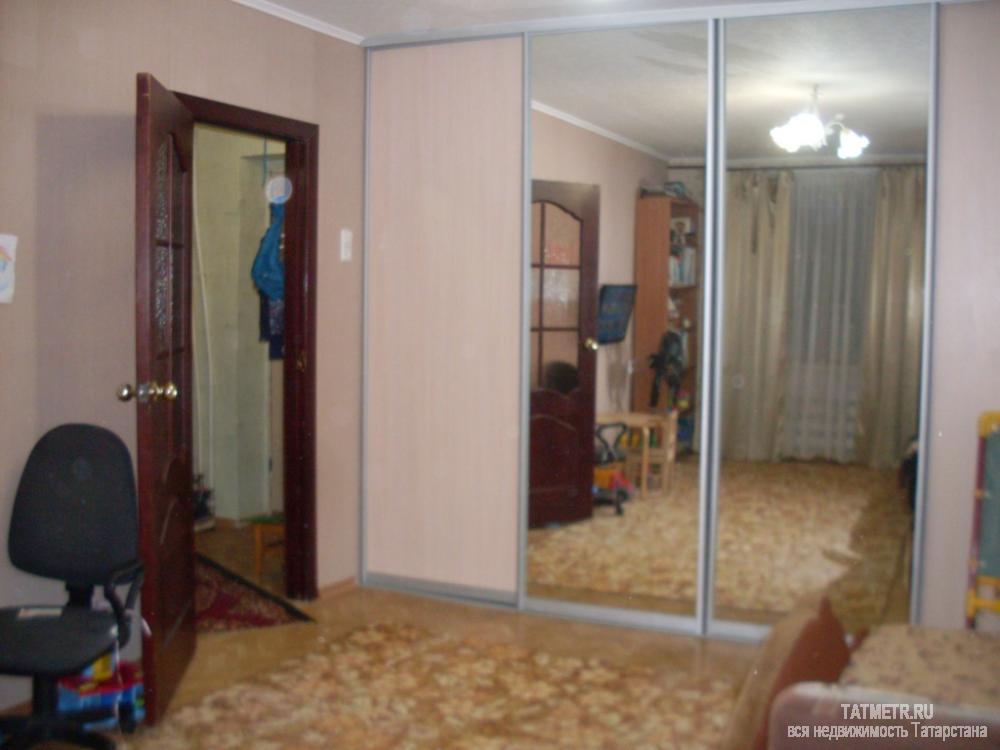 Отличная квартира в г. Зеленодольск, в мкр. Мирный. Квартира большая, светлая, теплая. Кухня 12 кв.м. Санузел... - 1