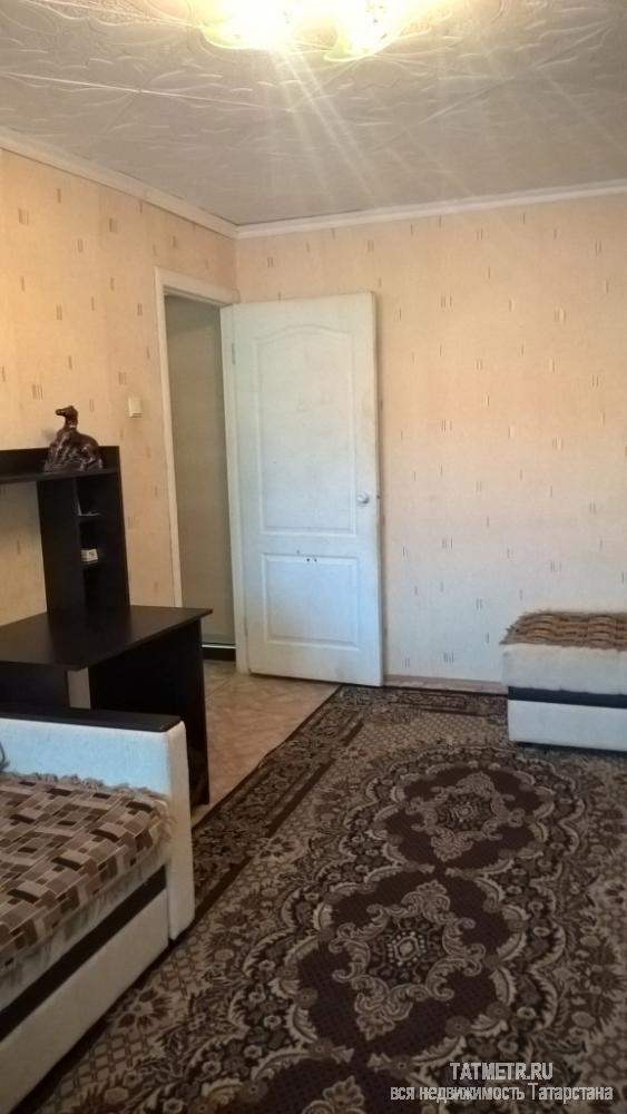 Отличная квартира в г. Зеленодольск. Квартира большая, светлая, в хорошем состоянии. Санузел совмещенный, в... - 1