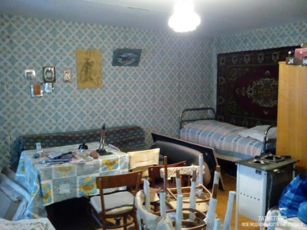 Уютная однокомнатная квартира в г. Зеленодольск. В квартире просторная прихожая с кладовкой, комната с нишей 19... - 1