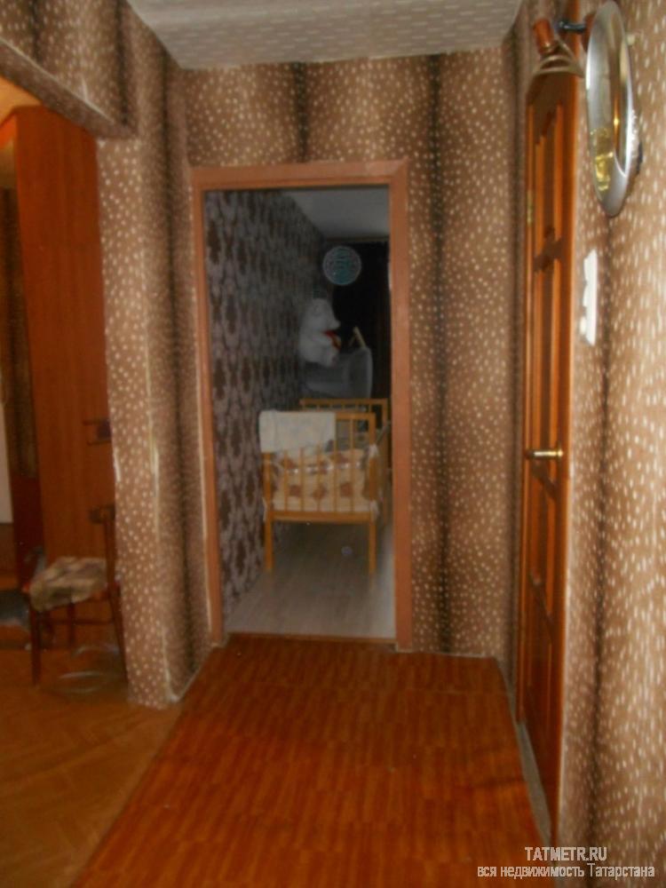 Замечательная трехкомнатная квартира в г. Зеленодольск. Комнаты просторные, уютные, раздельные, в хорошем состоянии.... - 7